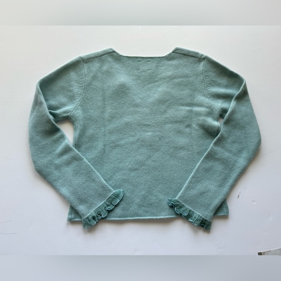 "Garnet Hill" cozy sweater Embroidered wool V-neck with frilled sleeves size XS - Picture 10 of 10